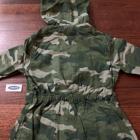 Brand new old navy army print jacket - Picture 3 of 3